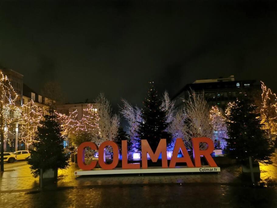Logement Colmar Centre Avec Parking Екстериор снимка